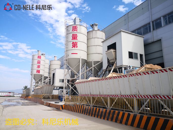 �������ܺ�����ʽ�����