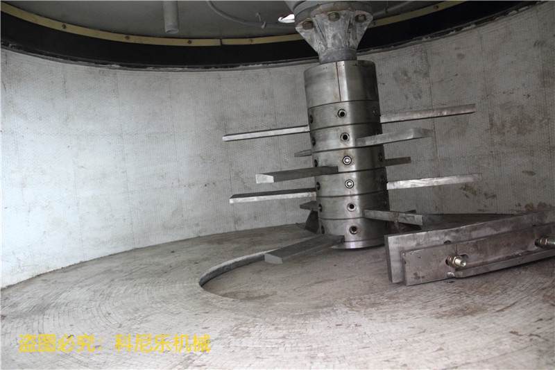 ǿ��������